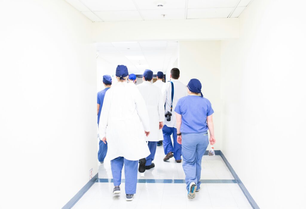 An employee doesn’t show up for an appointment with the company doctor: what should you do?